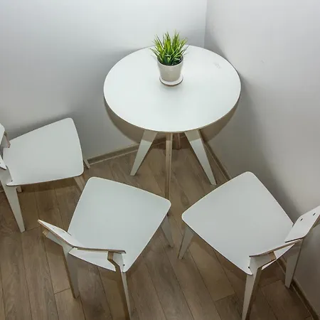 Apartament Lovely Place
